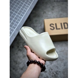 Kanye West x Yeezy Slide Resin 233 04